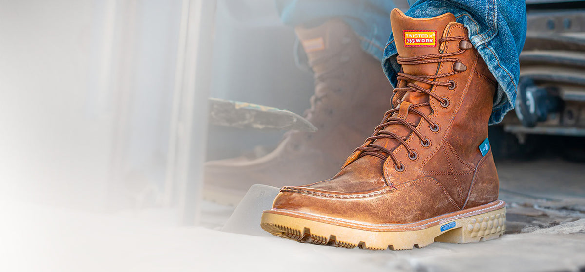 <h2>Reliable <strong>Comfort</strong></h2><p>Work footwear you can depend on. The safety features you need with the comfort you want.</p>