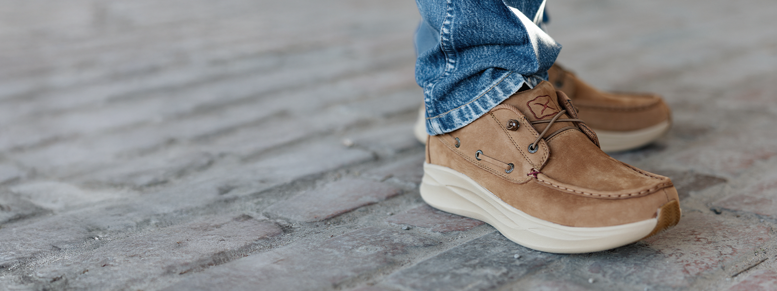 <span style="color:#000000">Instant Slide-in</span> Comfort